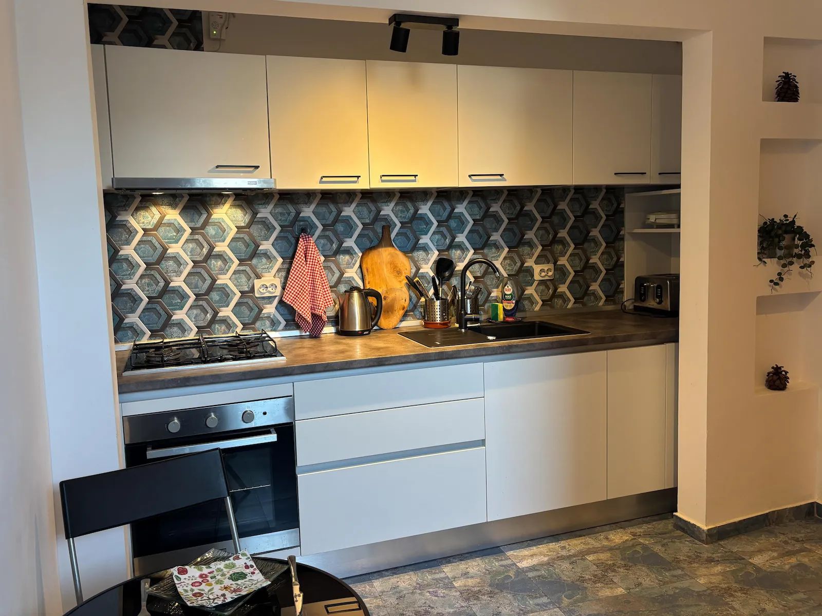 Full kitchen with dining area