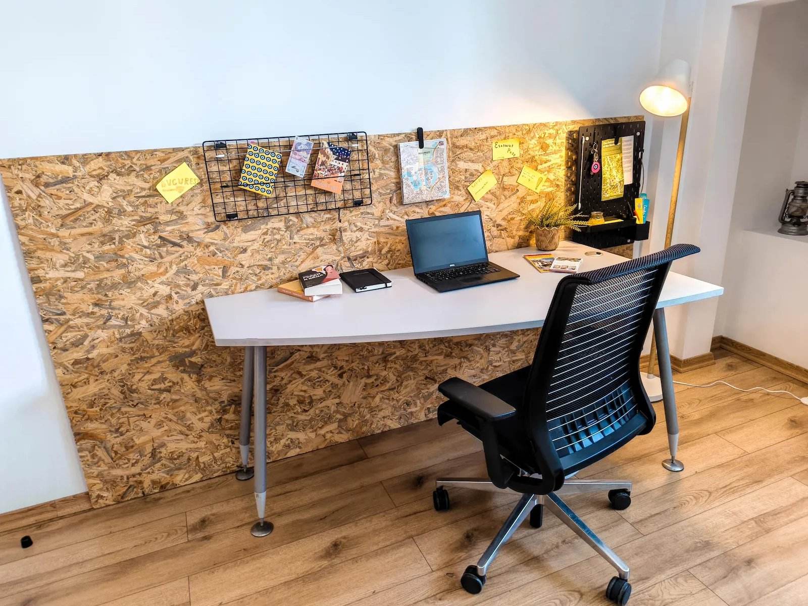 ErasmusPass dedicated study desk with ergonomic chair in Bucharest